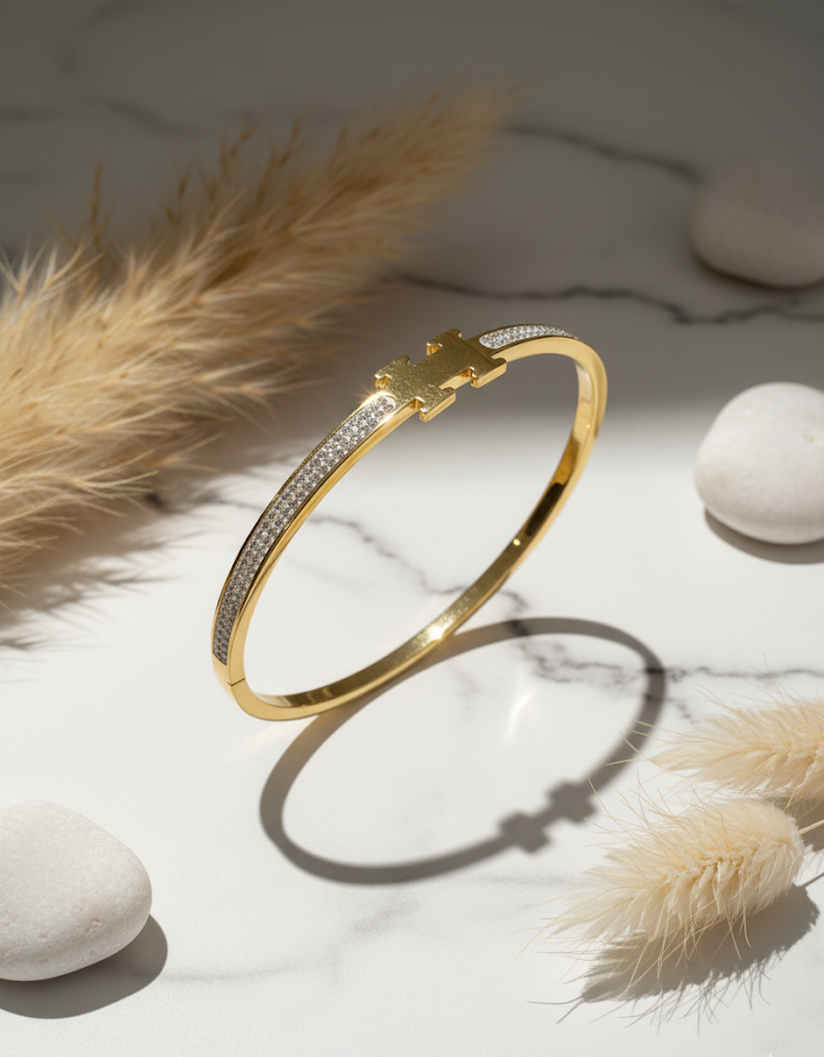 Lumière Charm Bracelet